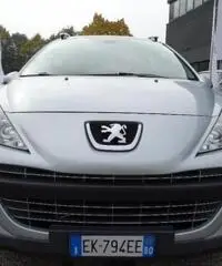 PEUGEOT 207 1.6 8V HDi 112CV SW Outdoor