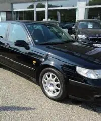 SAAB 9-5 2.0i 16V lpt cat SE SAAB 9-5 2.0i 16V lpt cat SE