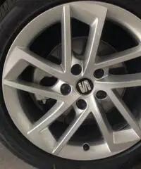 SEAT Leon 1.6 TDI 105 CV ST Start/Stop Style SEAT Leon 1.6 TDI 105 CV ST Start/Stop Style