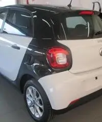 SMART ForFour 60 1.0 Youngster SMART ForFour 60 1.0 Youngster