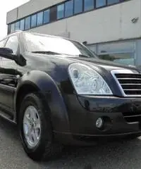 SSANGYONG REXTON II 2.7 XDi TOD Comfort SSANGYONG REXTON II 2.7 XDi TOD Comfort