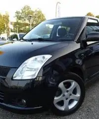 SUZUKI Swift 1.3 4x4 5p. GL