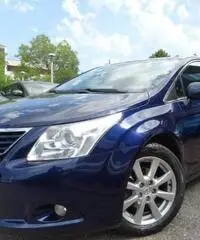 TOYOTA Avensis 2.0 D-4D Wagon