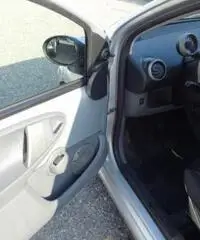 TOYOTA Aygo 1.0 12V VVT-i 5 porte Sol