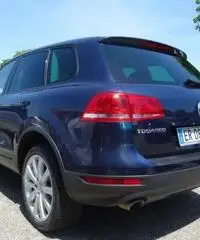 VOLKSWAGEN Touareg 3.0 TDI 245 CV tiptronic BlueMotion Technology VOLKSWAGEN Touareg 3.0 TDI 245 CV tiptronic BlueMotion Technology