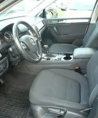 VOLKSWAGEN Touareg 3.0 TDI 245 CV tiptronic BlueMotion Technology VOLKSWAGEN Touareg 3.0 TDI 245 CV tiptronic BlueMotion Technology