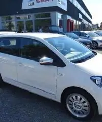 VOLKSWAGEN up! 1.0/75 Cv highup! ASG 5p VOLKSWAGEN up! 1.0/75 Cv highup! ASG 5p