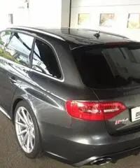 AUDI RS4 Avant 4.2 V8 FSI quattro S tronic B&O PANORAMA AUDI RS4 Avant 4.2 V8 FSI quattro S tronic B&O PANORAMA