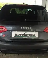 AUDI RS4 Avant 4.2 V8 FSI quattro S tronic B&O PANORAMA AUDI RS4 Avant 4.2 V8 FSI quattro S tronic B&O PANORAMA