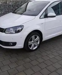VOLKSWAGEN Touran 2.0 TDI DPF LIFE