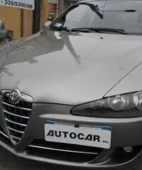 ALFA ROMEO 147 1.9 JTD (120) 5 porte Progression ALFA ROMEO 147 1.9 JTD (120) 5 porte Progression