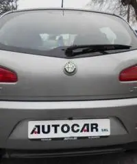 ALFA ROMEO 147 1.9 JTD (120) 5 porte Progression ALFA ROMEO 147 1.9 JTD (120) 5 porte Progression