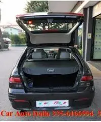 ALFA ROMEO 156 1.9JTD 16V Sportwagon Distinctive per COMMERCIANTI ALFA ROMEO 156 1.9JTD 16V Sportwagon Distinctive per COMMERCIANTI