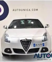 ALFA ROMEO Giulietta 1.6 JTDM-2 EXCLUSIVE PELLE SENS LED CERCHI 17' ALFA ROMEO Giulietta 1.6 JTDM-2 EXCLUSIVE PELLE SENS LED CERCHI 17'