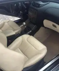 ALFA ROMEO GT 1.9 JTDM 16V Distinctive ALFA ROMEO GT 1.9 JTDM 16V Distinctive