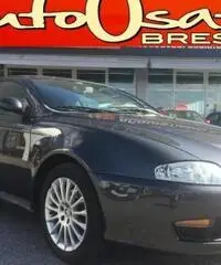 ALFA ROMEO GT 1.9 JTD Distinctive 150 CV Pelle Climatronic ALFA ROMEO GT 1.9 JTD Distinctive 150 CV Pelle Climatronic