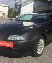 ALFA ROMEO GT 1.9 JTD Distinctive 150 CV Pelle Climatronic ALFA ROMEO GT 1.9 JTD Distinctive 150 CV Pelle Climatronic