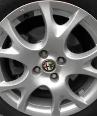 ALFA ROMEO MiTo 1.3 JTDm-2 95 CV S&S Distinctive ALFA ROMEO MiTo 1.3 JTDm-2 95 CV S&S Distinctive