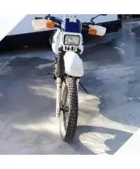 Suzuki DR 600 Enduro - 1988 Suzuki DR 600 Enduro - 1988