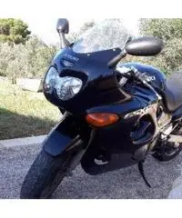 Suzuki GSX 600 F
