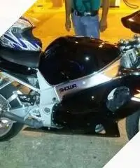 Suzuki GSX R 1000 - 2001