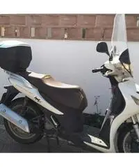 Suzuki SIXTEEN 150 - Km. 19000, Euro 1490 Suzuki SIXTEEN 150 - Km. 19000, Euro 1490