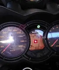 Suzuki V-Strom 650 - Km. 33000, Euro 3990