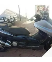 Yamaha T Max - 2006