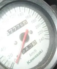 Zr7 kawasaki Zr7 kawasaki