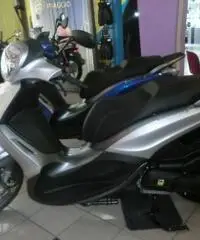 BEVERLY 300 S ABS/ASR