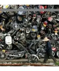COMPRO SCOOTER E VECCHIE MOTO ANCHE FUSI E NON FUNZIONANTI COMPRO SCOOTER E VECCHIE MOTO ANCHE FUSI E NON FUNZIONANTI