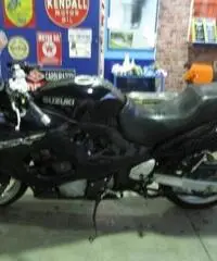 SUZUKI GSX 600 F 1999 SUZUKI GSX 600 F 1999