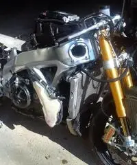 Compro BMW incidentata sinistrata rotta fusa caduta incidentato
