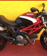 DUCATI Monster 796 plus corse - 12401