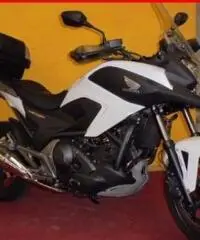 HONDA NC750X NC 750 X DCT bianco - 3429 HONDA NC750X NC 750 X DCT bianco - 3429