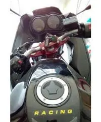 Kawasaki Er6   650 cc tenuta in modo maniacale Kawasaki Er6   650 cc tenuta in modo maniacale