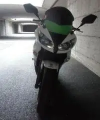 Kawasaki ER 6F - 2010 UNICAAA!!!! COME NUOVA!!!! Kawasaki ER 6F - 2010 UNICAAA!!!! COME NUOVA!!!!