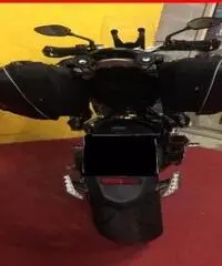 MV AGUSTA Stradale 800 bianco/grigio - 8699 MV AGUSTA Stradale 800 bianco/grigio - 8699