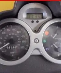 PIAGGIO Beverly 250 Blu - 34640 PIAGGIO Beverly 250 Blu - 34640