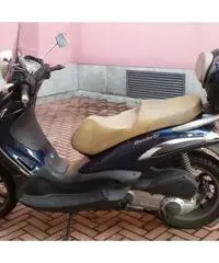 Piaggio Beverly 300 - 2010 Piaggio Beverly 300 - 2010