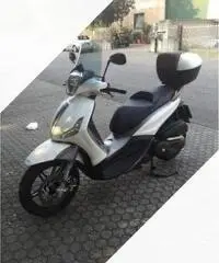 Piaggio Beverly 350 - 2012