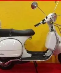 PIAGGIO Vespa 150 PX bianco - 1538 PIAGGIO Vespa 150 PX bianco - 1538