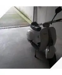 Piaggio vespa 50 special