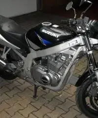 Suzuki GS 500