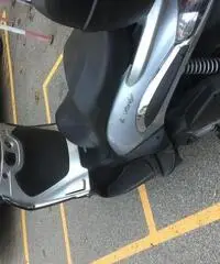 VENDO BEVERLI 300 ie