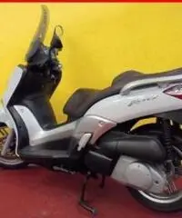 YAMAHA X-City 250 bianco - 19151 YAMAHA X-City 250 bianco - 19151