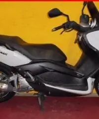 YAMAHA X-Max 250 bianco - 12805