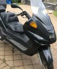 LINHAI LH 250 T LC Monarch Scooter cc 250 LINHAI LH 250 T LC Monarch Scooter cc 250