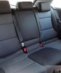 AUDI A3 2.0 TFSI AMBITION S-TRONIC 200 CV, Cambio automatico + Pad al volante + Fari allo Xeno + Cer AUDI A3 2.0 TFSI AMBITION S-TRONIC 200 CV, Cambio automatico + Pad al volante + Fari allo Xeno + Cer