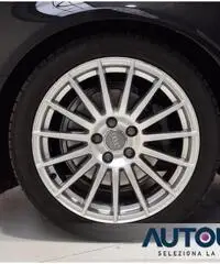 AUDI A4 AVANT 2.0 TDI S-LINE NAVI PELLE SENS XENON SENS AUDI A4 AVANT 2.0 TDI S-LINE NAVI PELLE SENS XENON SENS